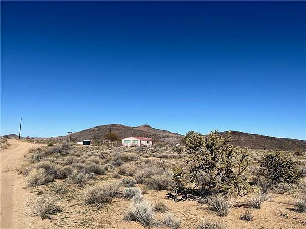 2.15 Acres of Residential Land with Home for Sale in Kingman, Arizona
