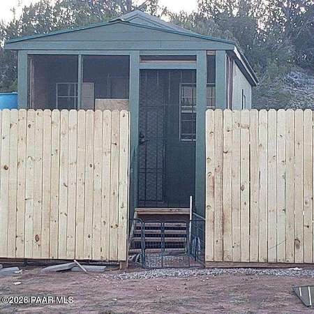 1.12 Acres of Residential Land for Sale in Seligman, Arizona