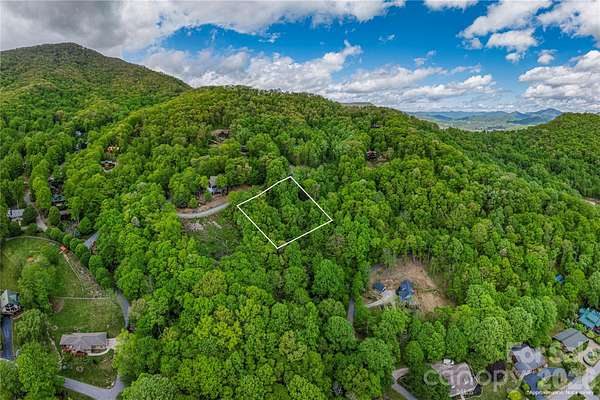 1.13 Acres of Residential Land for Sale in Waynesville, North Carolina