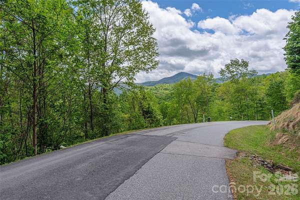 1.13 Acres of Residential Land for Sale in Waynesville, North Carolina