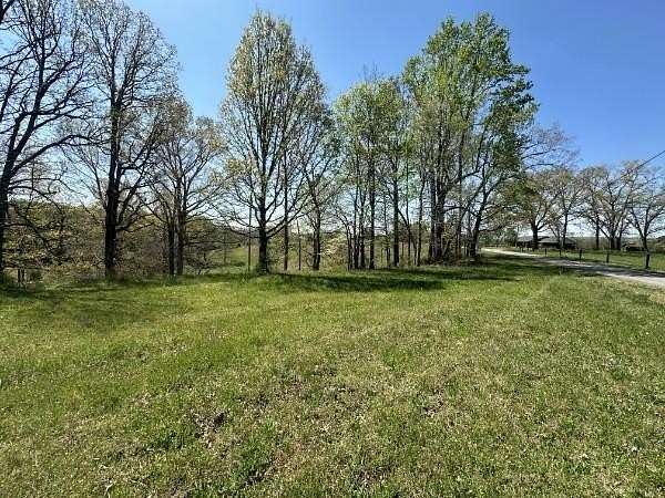 5 Acres of Residential Land for Sale in Quebeck, Tennessee