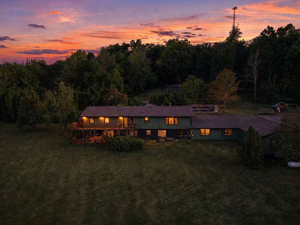 3.3 Acres of Land with Home for Sale in Shelbyville, Tennessee