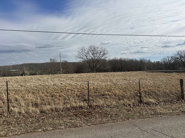 5 Acres of Land for Sale in Quebeck, Tennessee