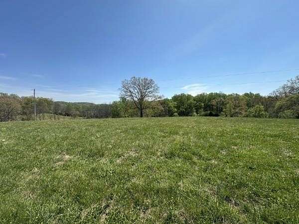 5 Acres of Land for Sale in Quebeck, Tennessee