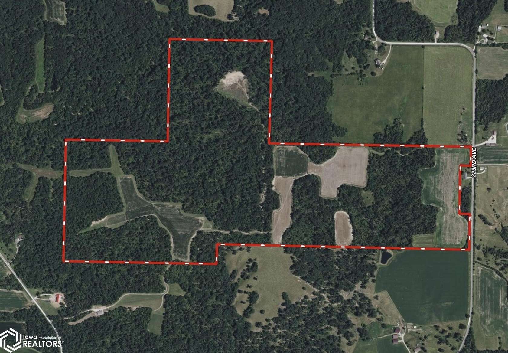 136 Acres of Land for Sale in Montrose, Iowa