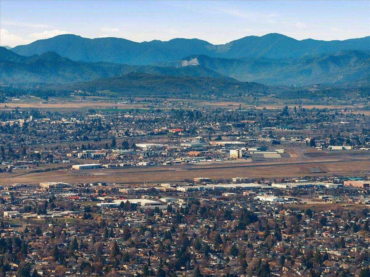 70.2 Acres of Land for Sale in Medford, Oregon