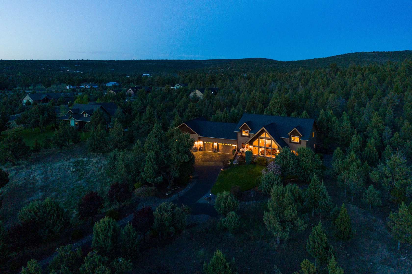 2 Acres of Residential Land with Home for Sale in Prineville, Oregon