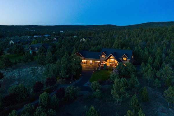 2 Acres of Residential Land with Home for Sale in Prineville, Oregon