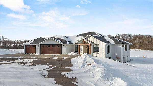 10 Acres of Residential Land with Home for Sale in Stratford, Wisconsin