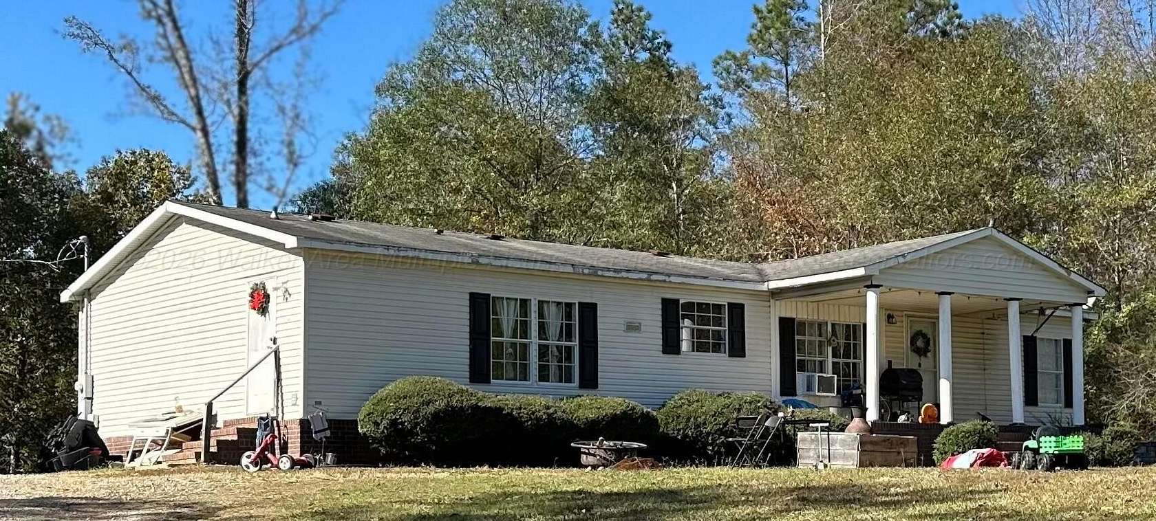 2 Acres of Residential Land with Home for Sale in Jasper, Alabama