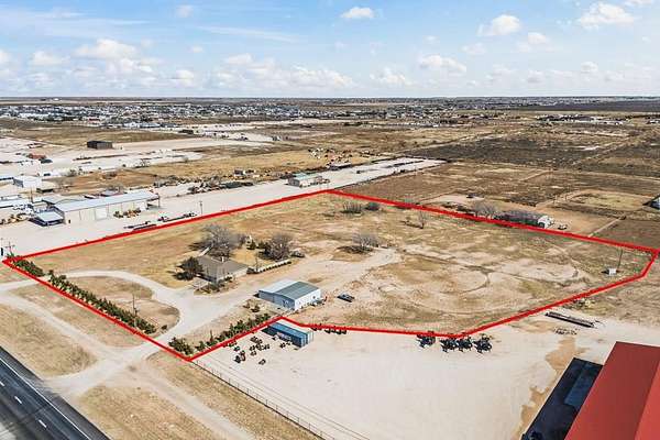 8.58 Acres of Improved Mixed-Use Land for Sale in Seminole, Texas