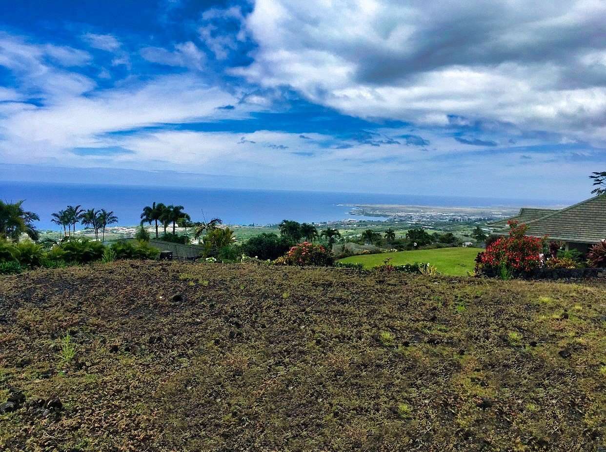 0.51 Acres of Residential Land for Sale in Kailua-Kona, Hawaii