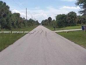 0.25 Acres of Residential Land for Sale in Lehigh Acres, Florida