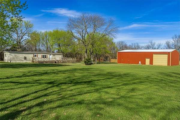 1.36 Acres of Mixed-Use Land for Sale in Lincoln, Arkansas