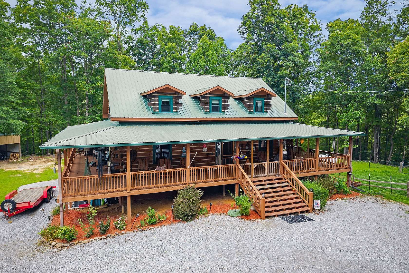 16.2 Acres of Recreational Land with Home for Sale in Crossville, Tennessee