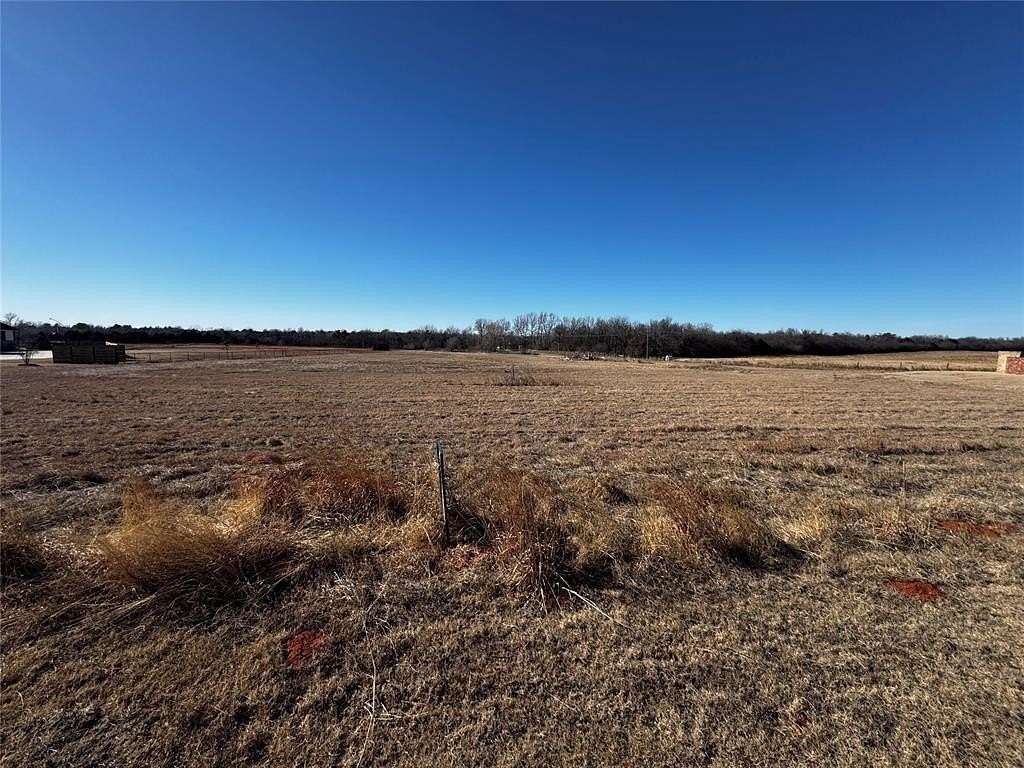 5.55 Acres of Residential Land for Sale in Mustang, Oklahoma