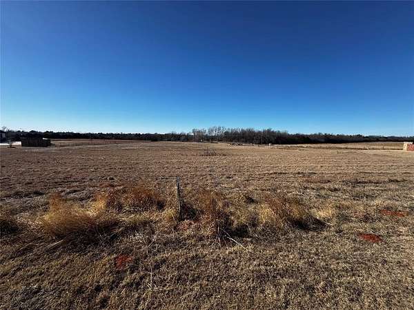 5.55 Acres of Residential Land for Sale in Mustang, Oklahoma