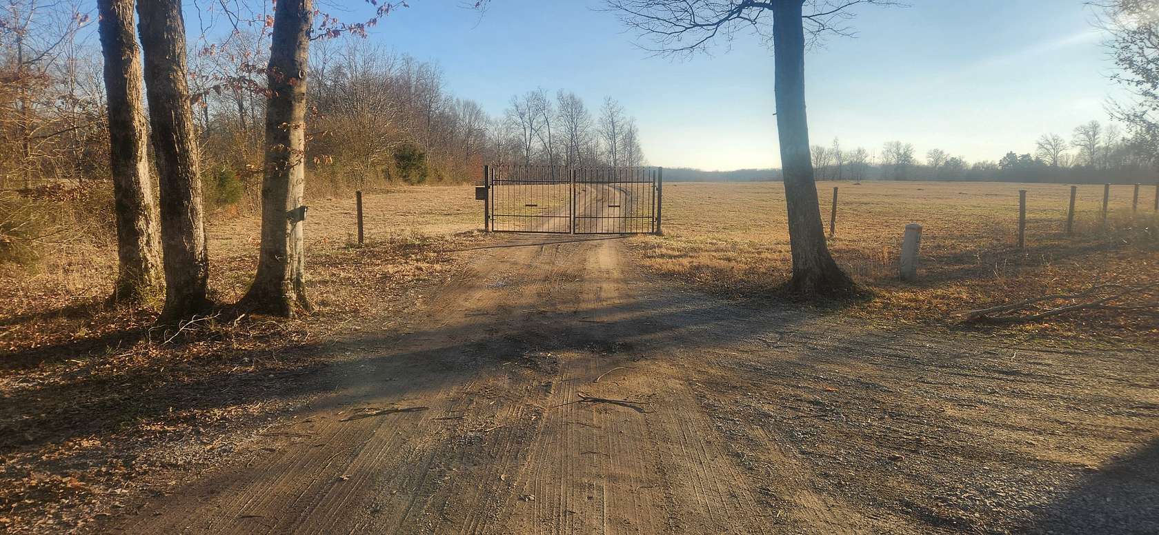 1.52 Acres of Residential Land for Sale in Centerville, Tennessee