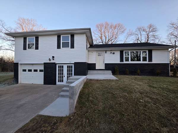 2.15 Acres of Residential Land with Home for Sale in Goodman, Missouri