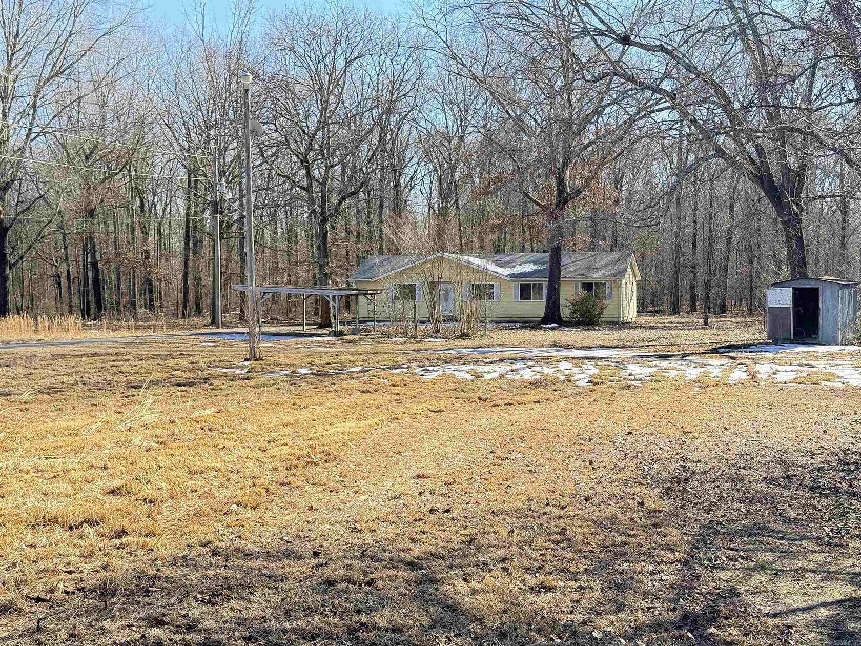 1 Acre of Residential Land with Home for Sale in Jacksonville, Arkansas