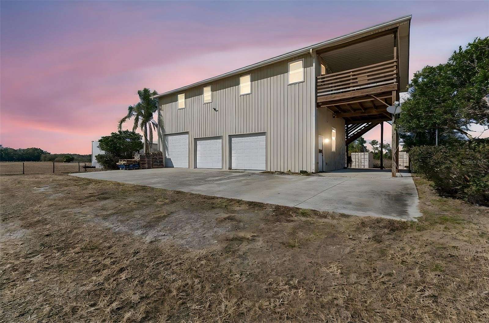 1.5 Acres of Improved Mixed-Use Land for Sale in Plant City, Florida