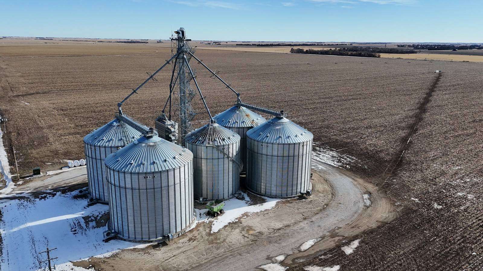 3 Acres of Commercial Land for Sale in Aurora, Nebraska