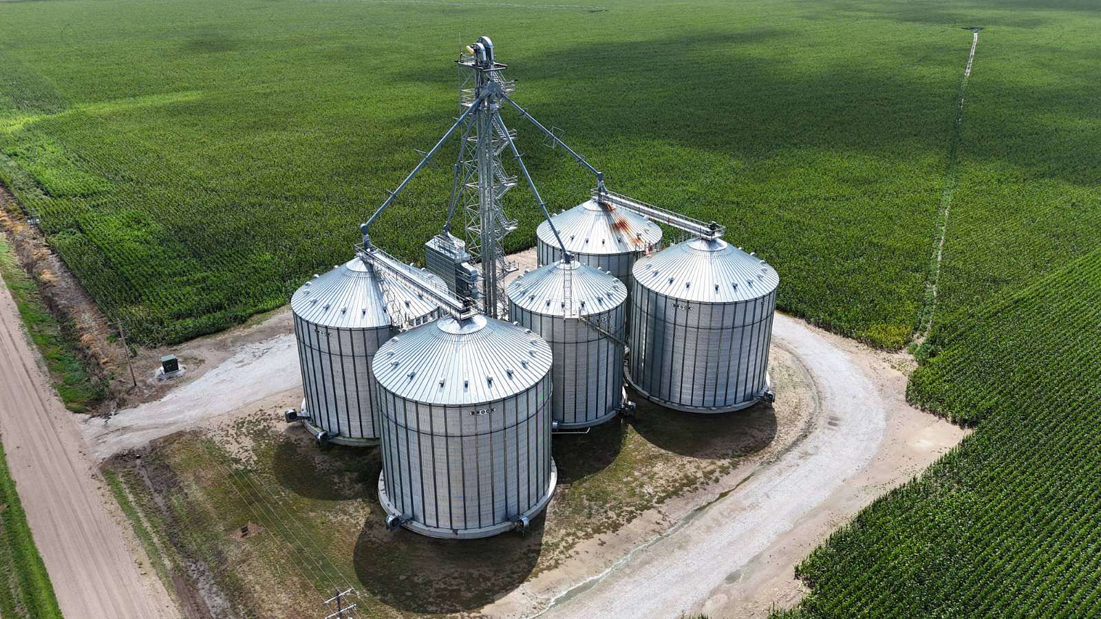 3 Acres of Commercial Land for Sale in Aurora, Nebraska