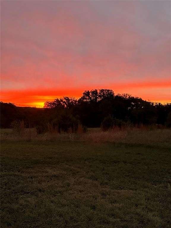 20 Acres of Land with Home for Sale in Clifton, Texas