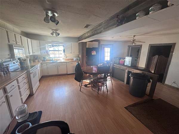 2.58 Acres of Land with Home for Sale in Canton, Texas