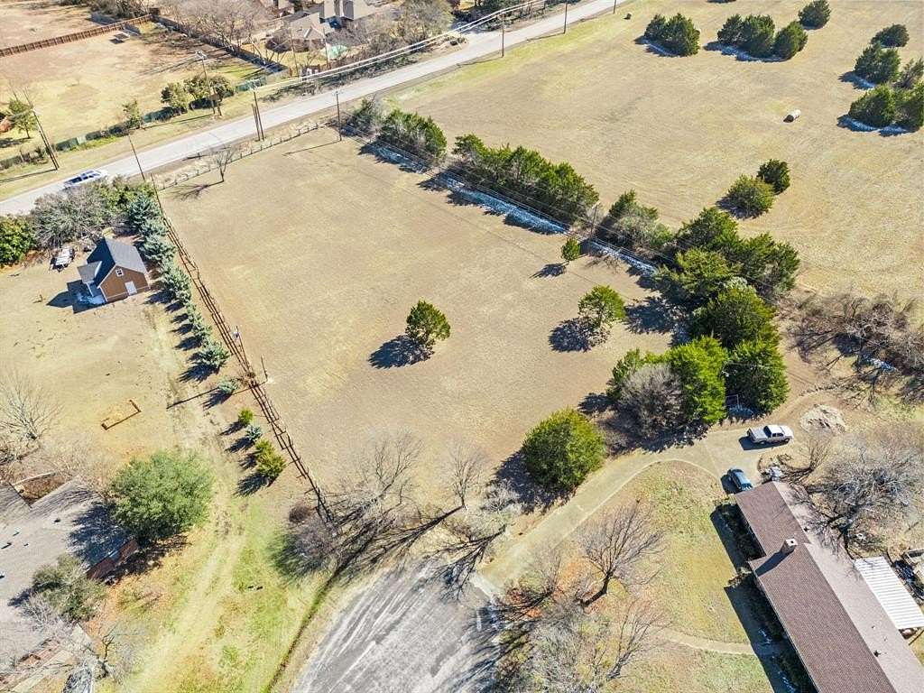 1.6 Acres of Residential Land for Sale in Ovilla, Texas