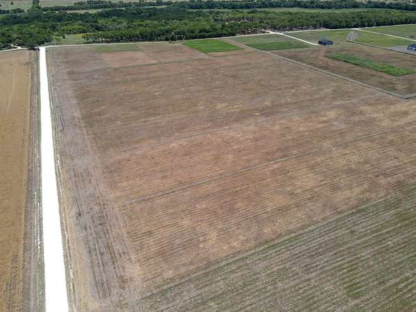 2.79 Acres of Residential Land for Sale in Grandview, Texas