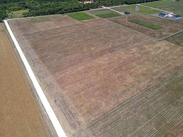 2.79 Acres of Residential Land for Sale in Grandview, Texas