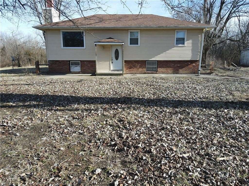 2.4 Acres of Residential Land with Home for Sale in Amsterdam, Missouri