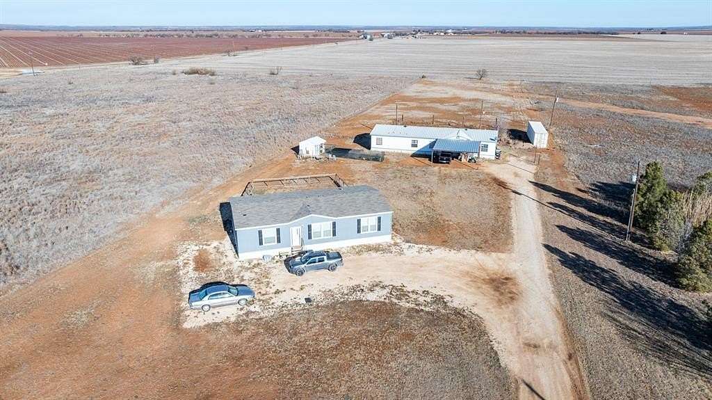 2.5 Acres of Residential Land with Home for Sale in Merkel, Texas