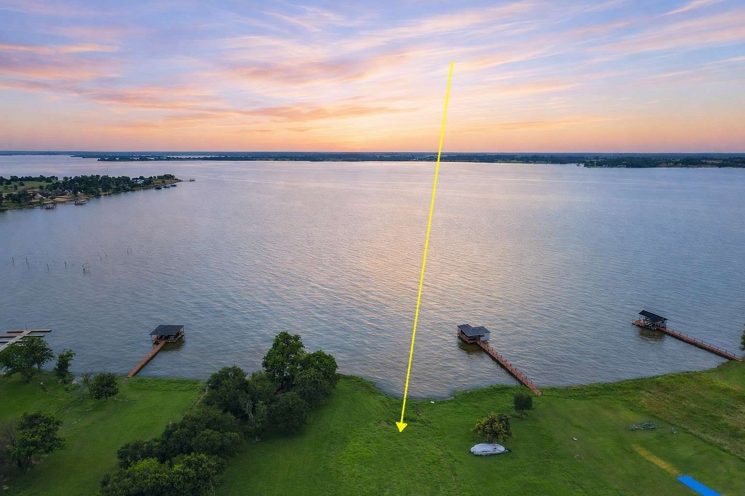 1.18 Acres of Residential Land for Sale in Corsicana, Texas