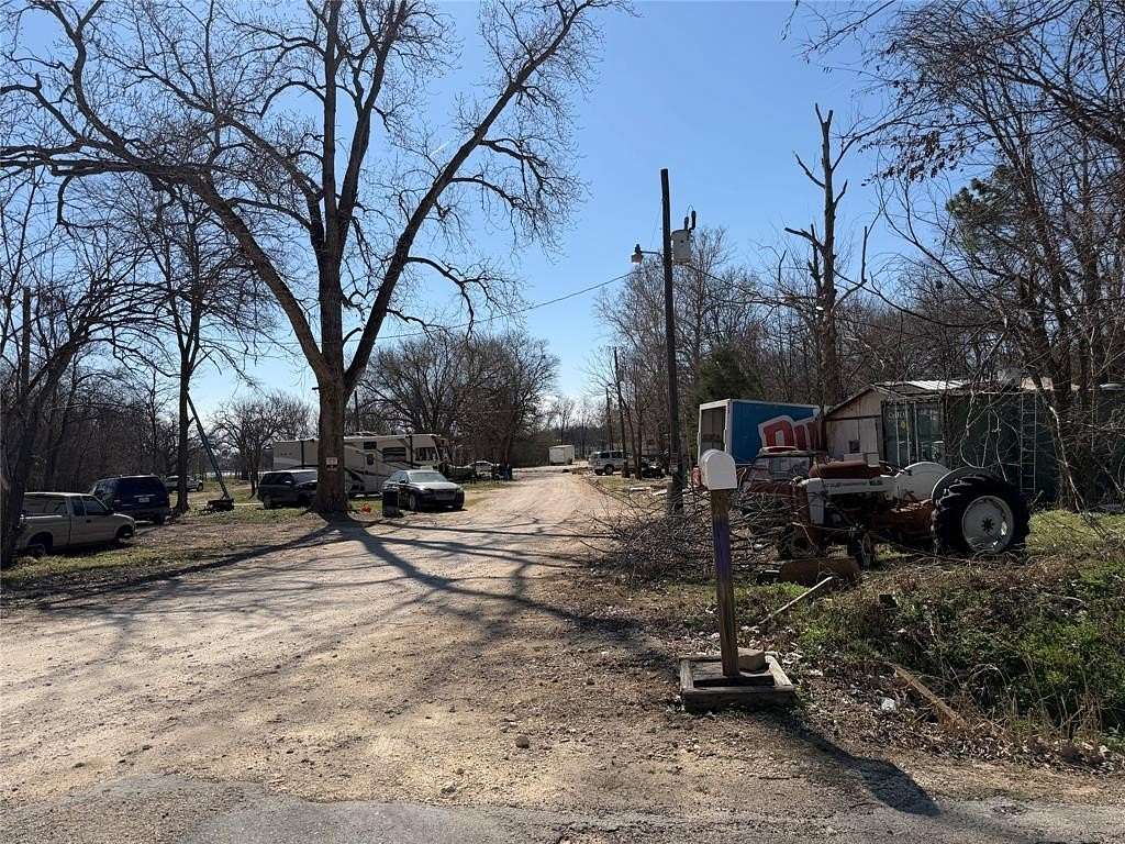 6 Acres of Residential Land for Sale in Cleburne, Texas