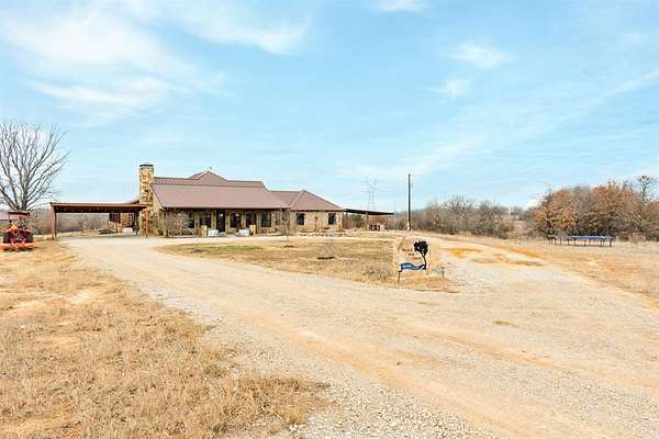 11.4 Acres of Land with Home for Sale in Paradise, Texas