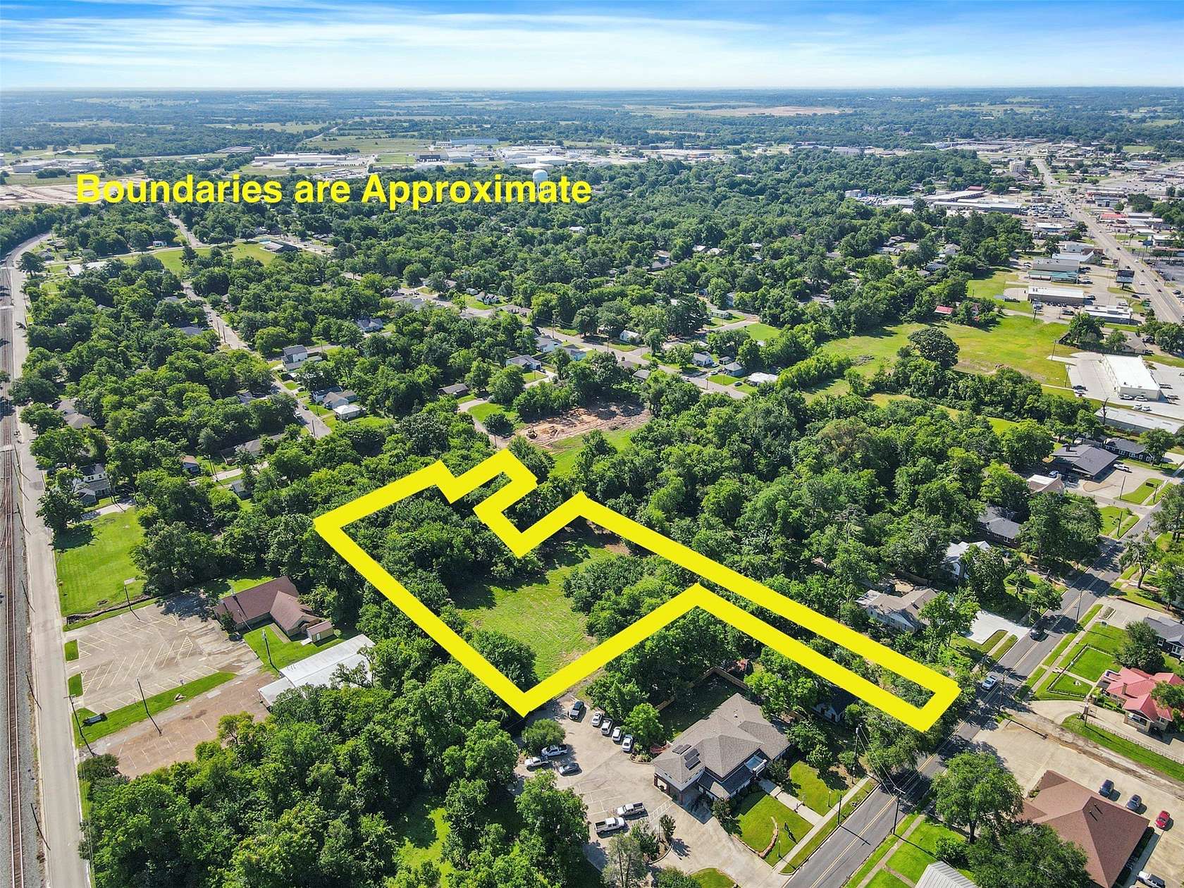 2.52 Acres of Mixed-Use Land for Sale in Sulphur Springs, Texas