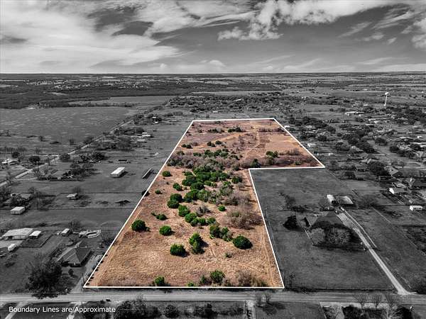 25 Acres of Recreational & Residential Land for Sale in Lorena, Texas