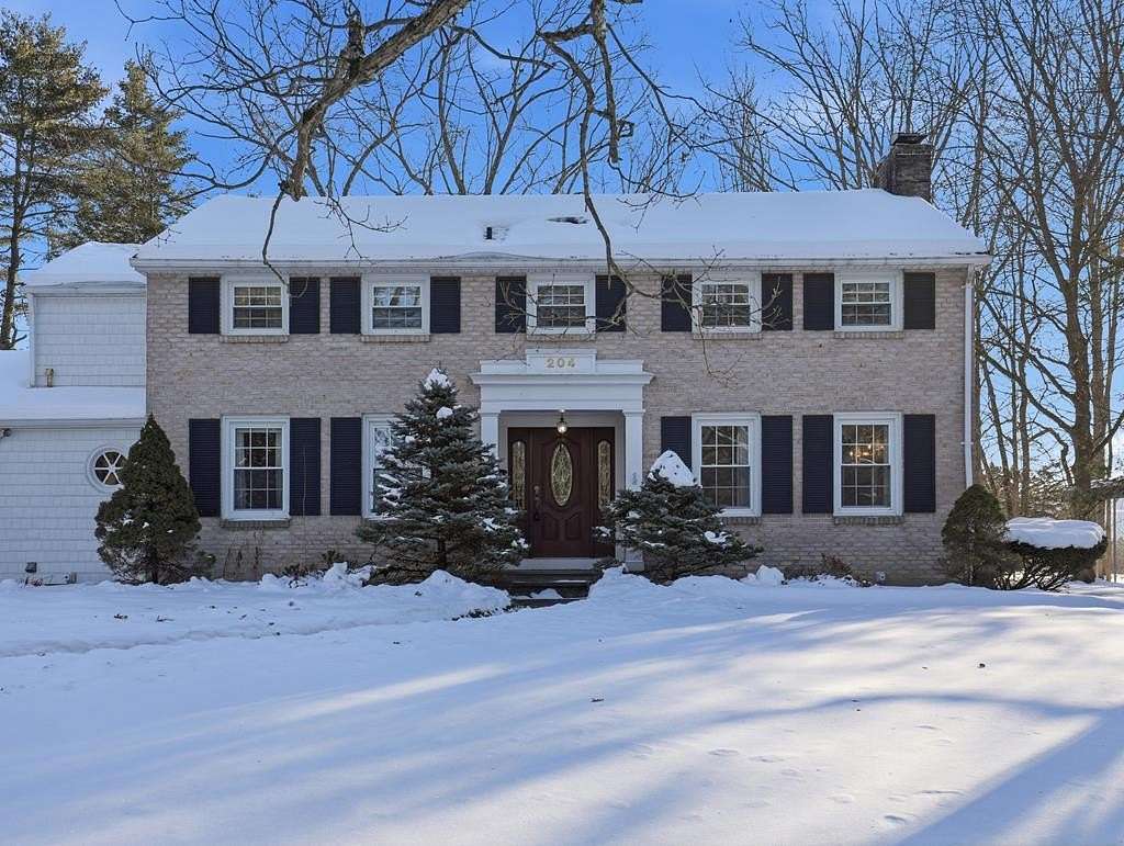 2.2 Acres of Residential Land with Home for Sale in Sayre, Pennsylvania