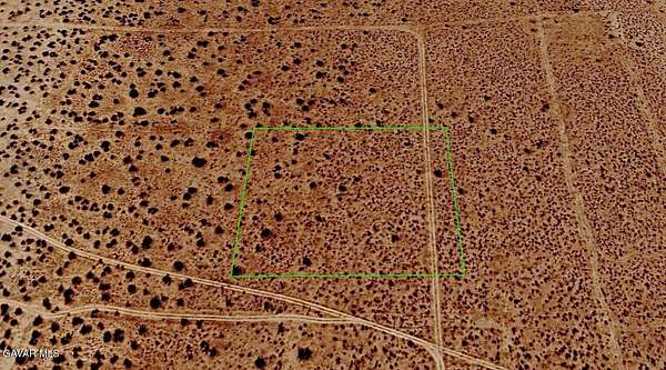 2.5 Acres of Residential Land for Sale in North Edwards, California
