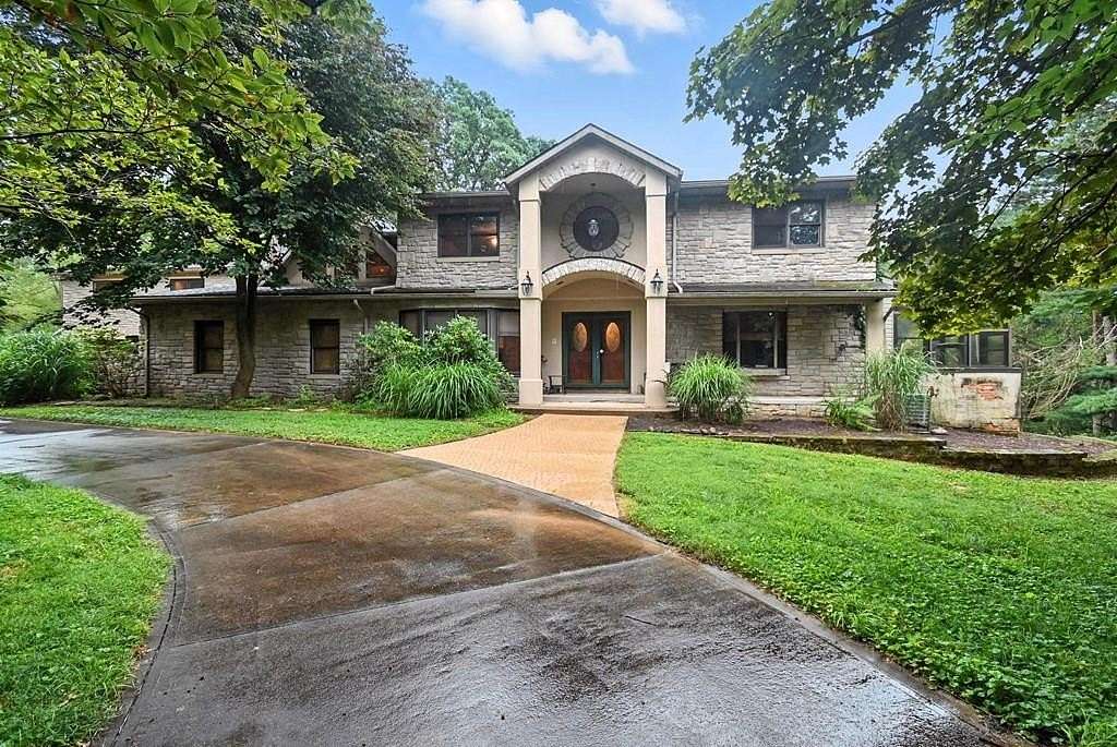 8.1 Acres of Land with Home for Sale in Mansfield, Ohio