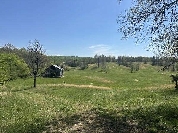 27.5 Acres of Agricultural & Residential Land for Sale in Quebeck, Tennessee