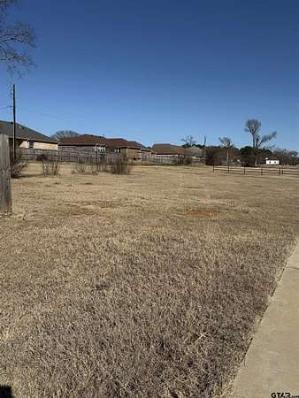 0.5 Acres of Residential Land for Sale in Whitehouse, Texas