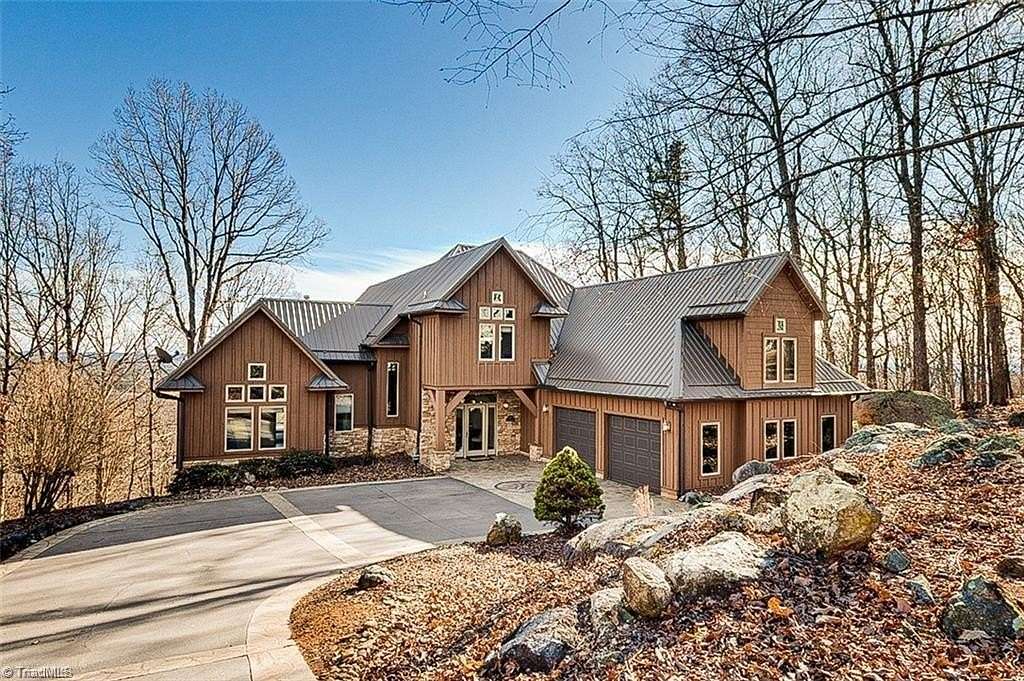 6.66 Acres of Residential Land with Home for Sale in Denton, North Carolina