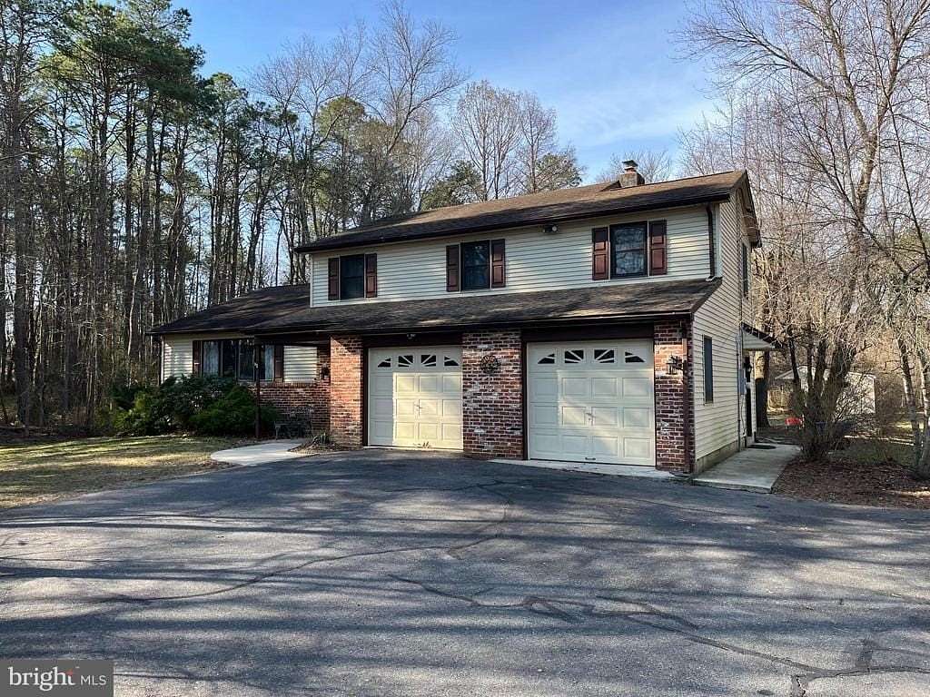 6 Acres of Land with Home for Sale in Southampton Township, New Jersey