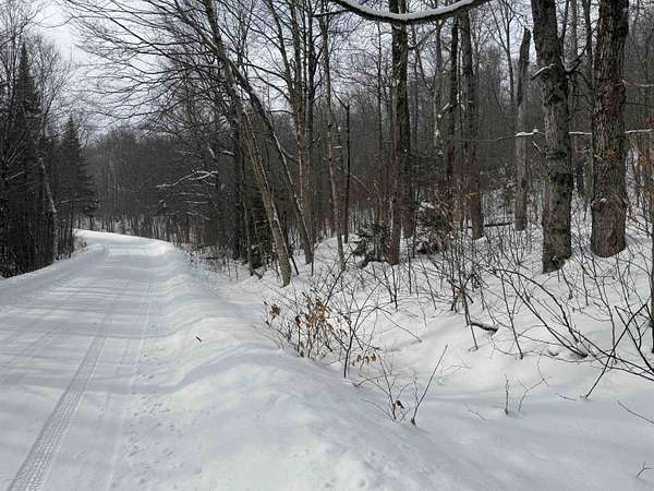 1 Acre of Residential Land for Sale in Stamford, Vermont