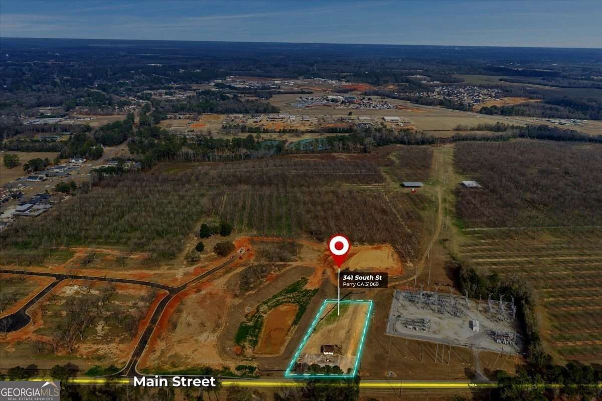 1.5 Acres of Improved Commercial Land for Sale in Perry, Georgia