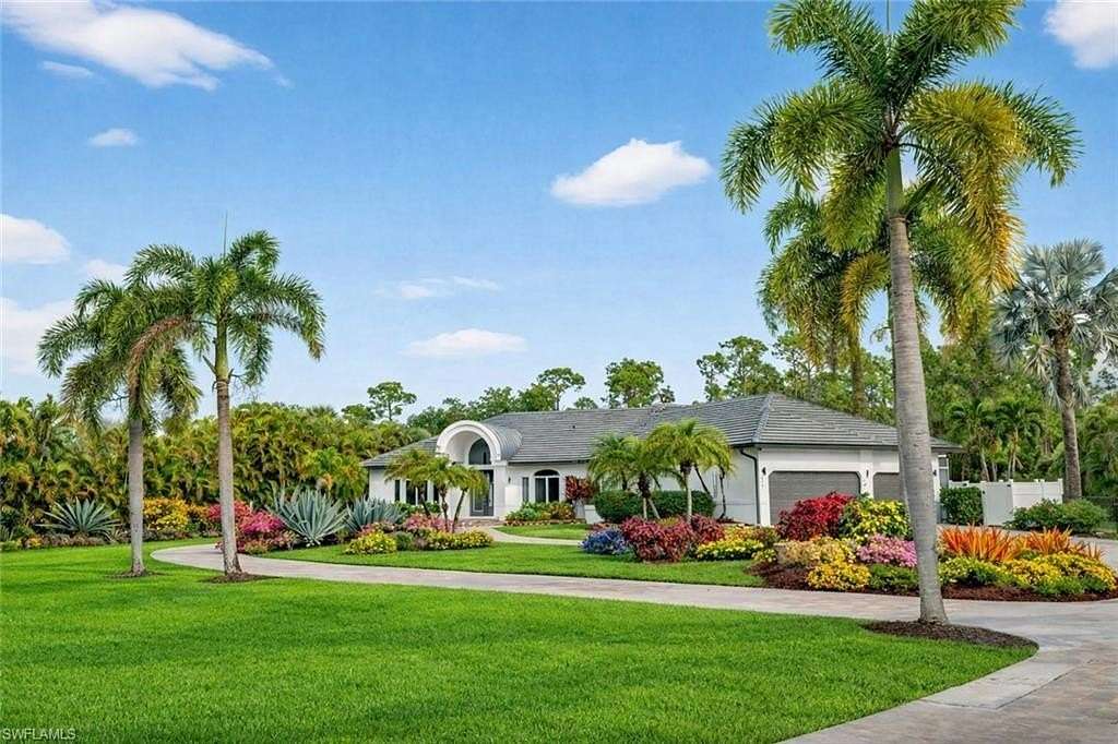2.5 Acres of Residential Land with Home for Sale in Naples, Florida