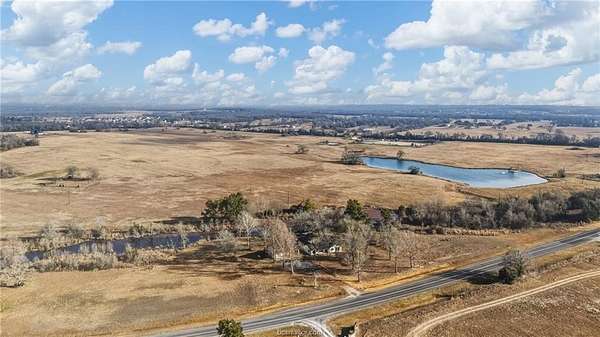 3.7 Acres of Land with Home for Sale in Franklin, Texas